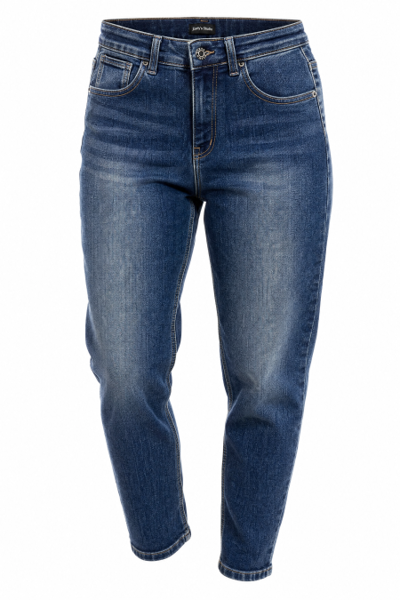 Relaxed Tapered Jeans