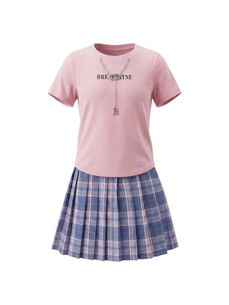 T-Shirt & Karo Skirt