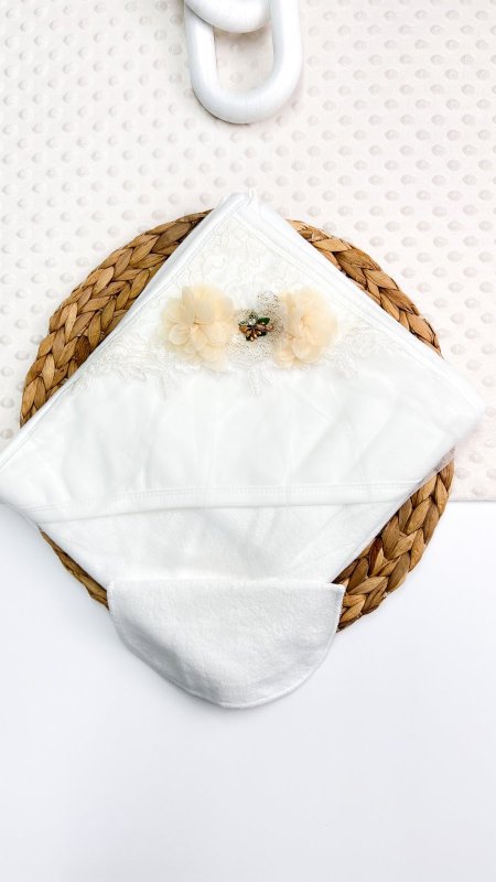 Luxury Towel With Lace