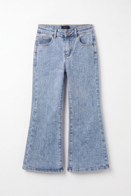 Light Wash Flared Jeans