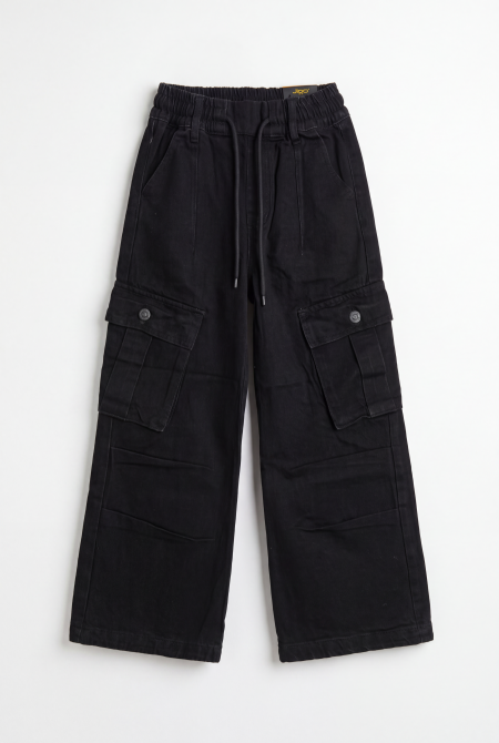 Wide Leg Cargo Jeans